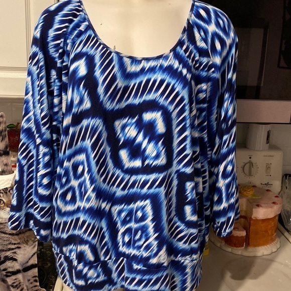 E womens Chico’s casual blue stretch 3/4 sleeve regular size top 3 - Picture 1 of 3
